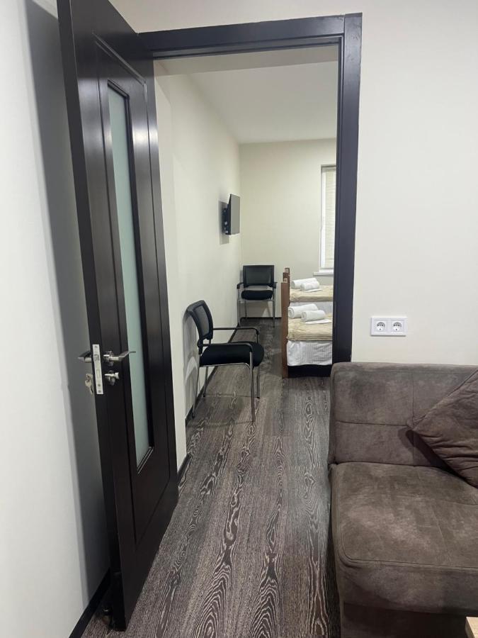 Monika Apartment Tiflis Exterior foto